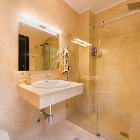 Rada Gigantes Villa *