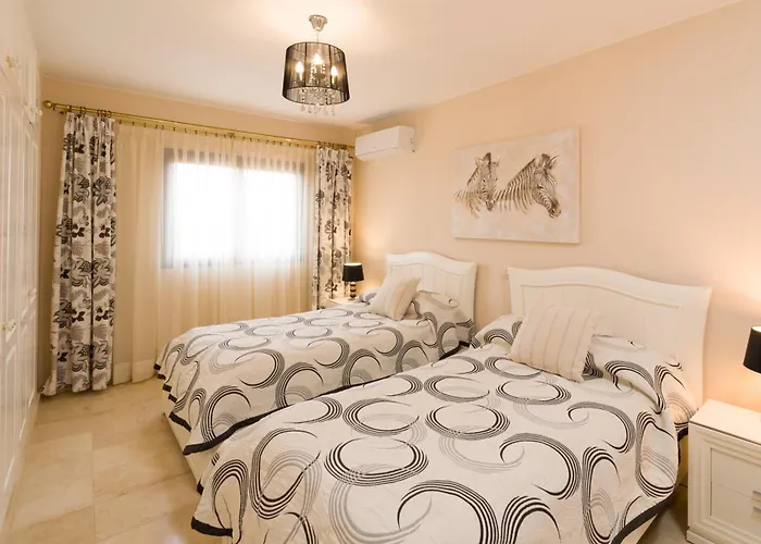 Rada Gigantes Puerto de Santiago (Tenerife)