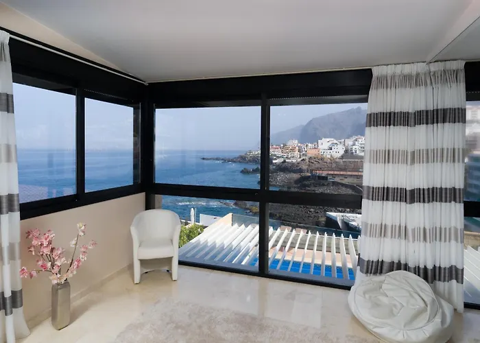 Rada Gigantes Villa Puerto de Santiago (Tenerife)